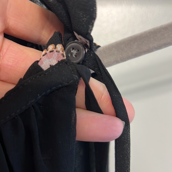 Ann Taylor NWT XS Garland Halter Tie Neck Top In Black - Picture 4 of 4